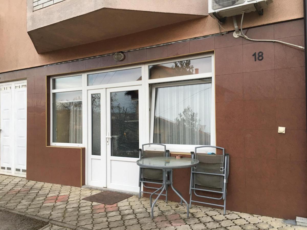 Apartment Mirjana Banja Luka Buitenkant foto